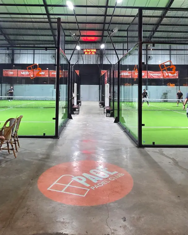 The aisle between courts with the Pace logo on the floor