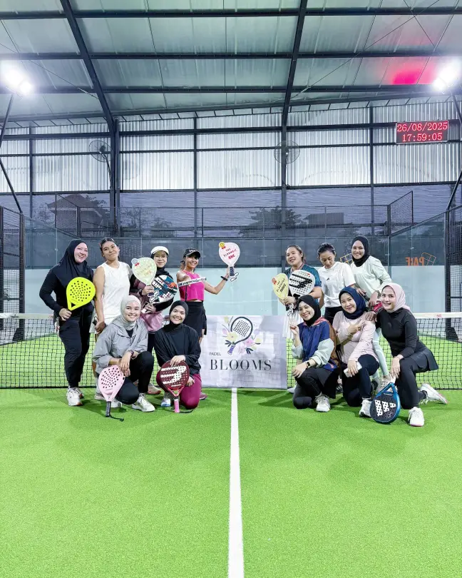 A group of women players posing